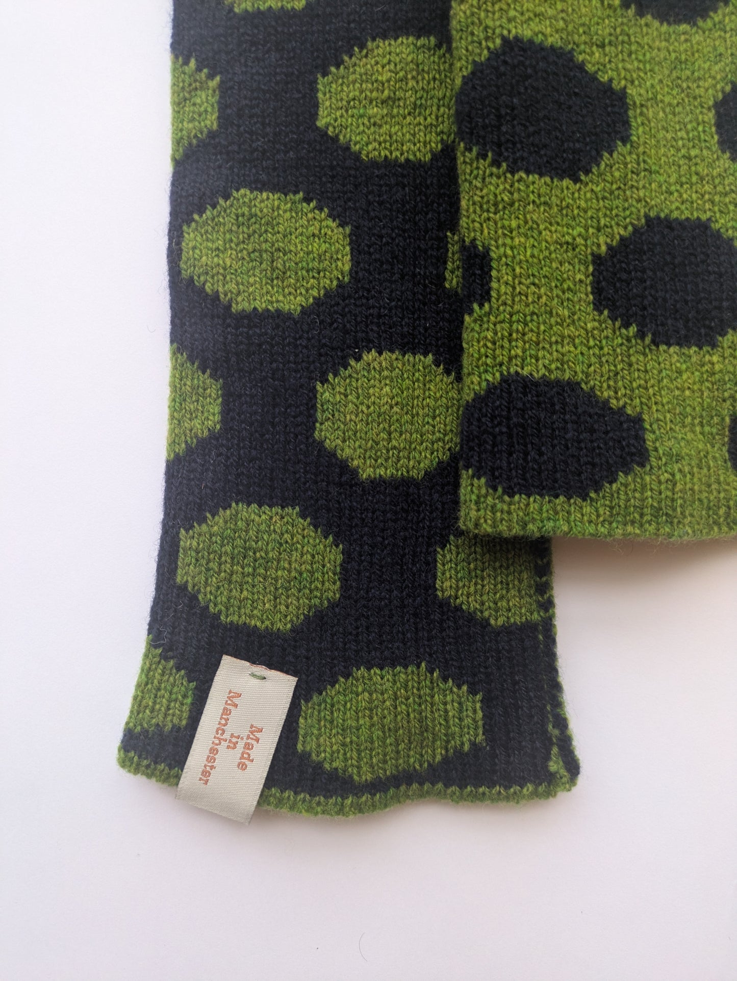 Dotty fingerless gloves