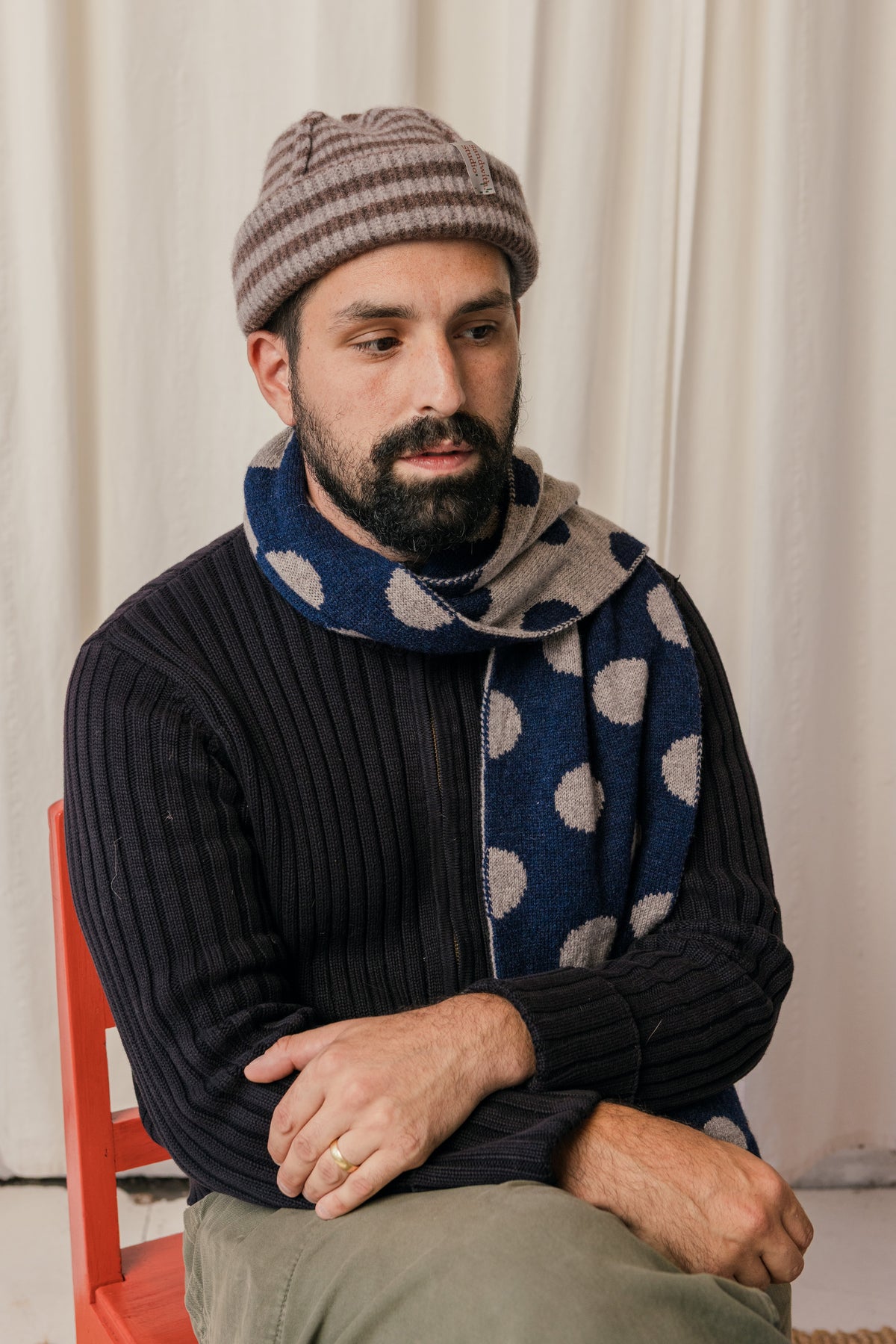 Spotty lambswool scarf