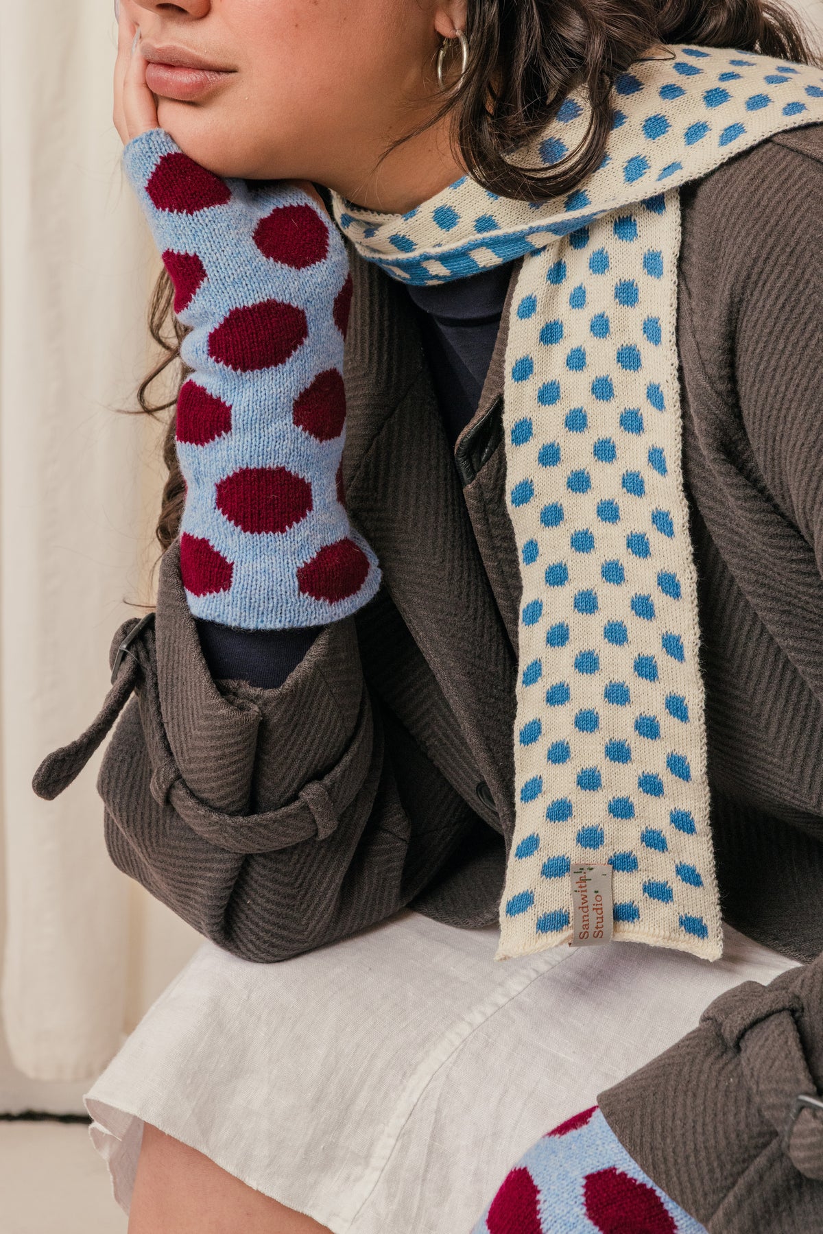 Dotty fingerless gloves