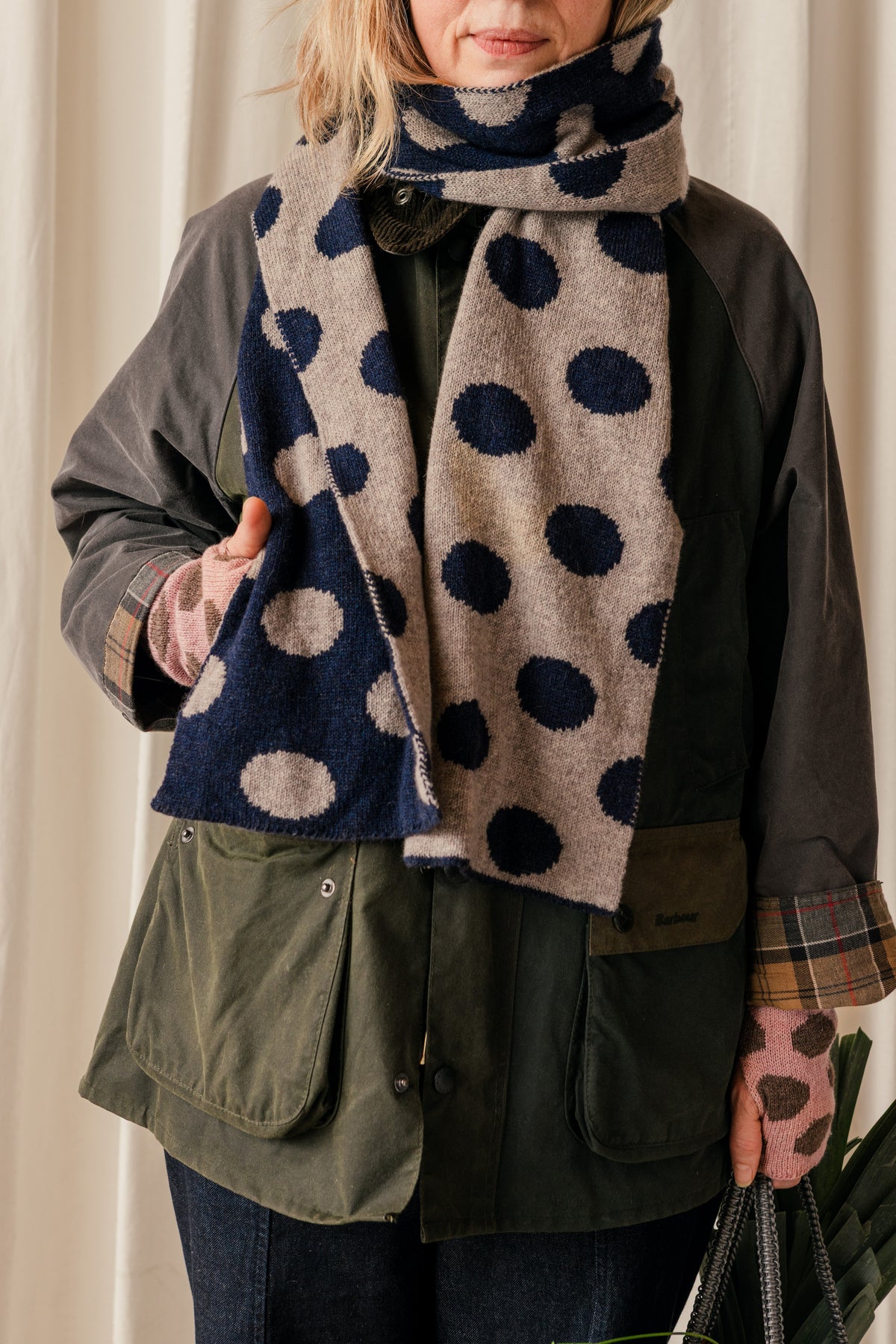Spotty lambswool scarf