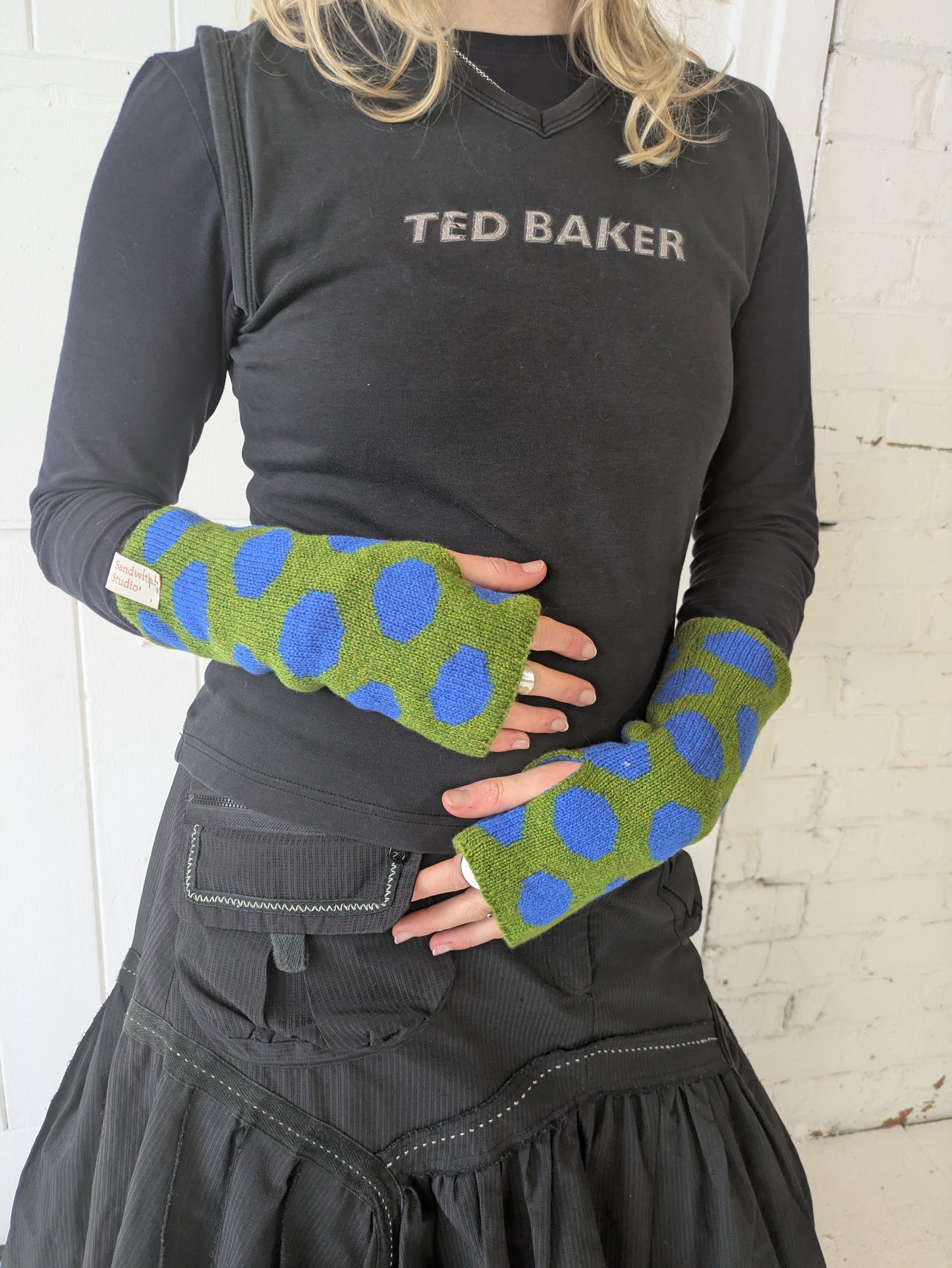 Dotty fingerless gloves