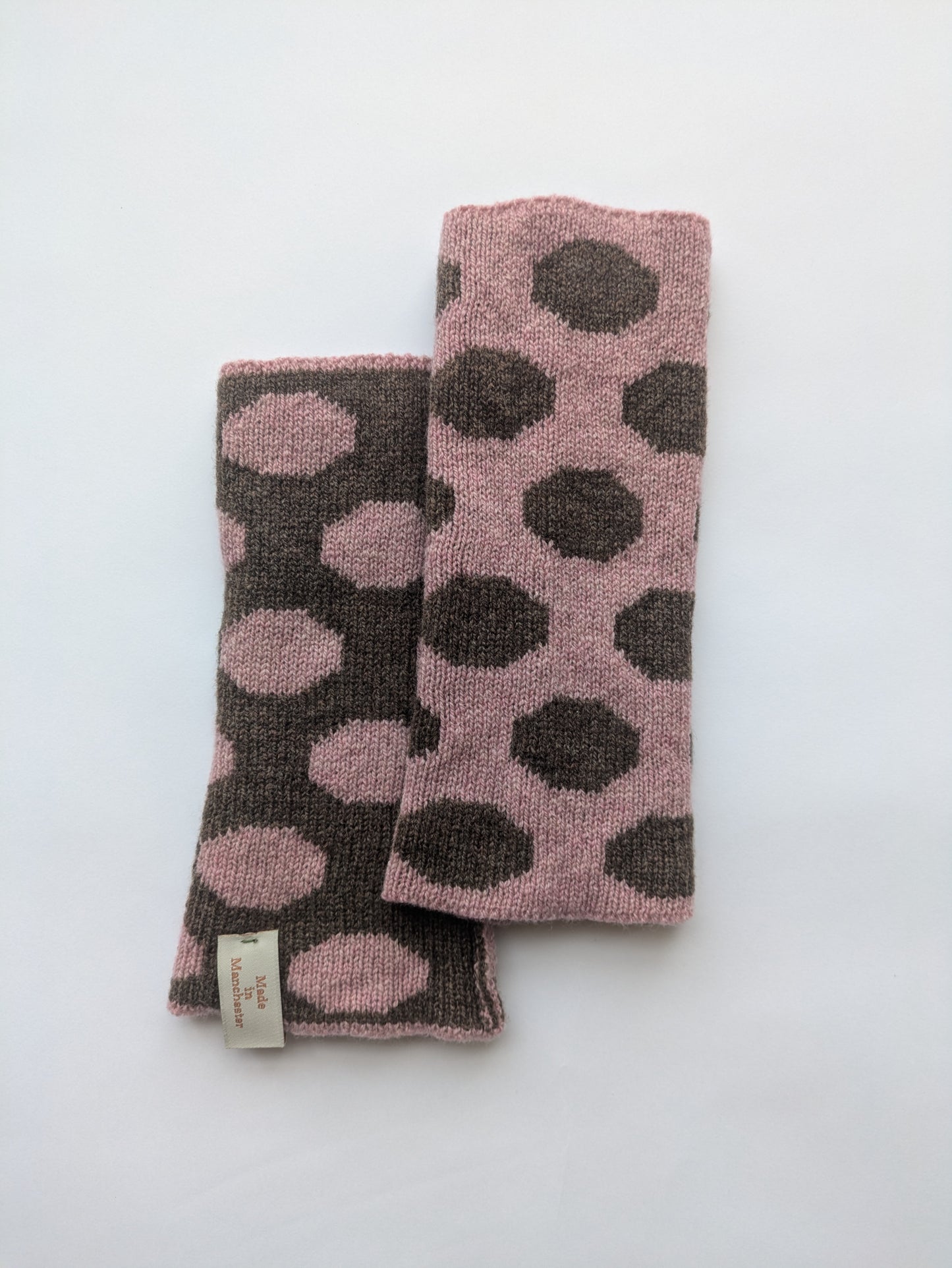 Dotty fingerless gloves