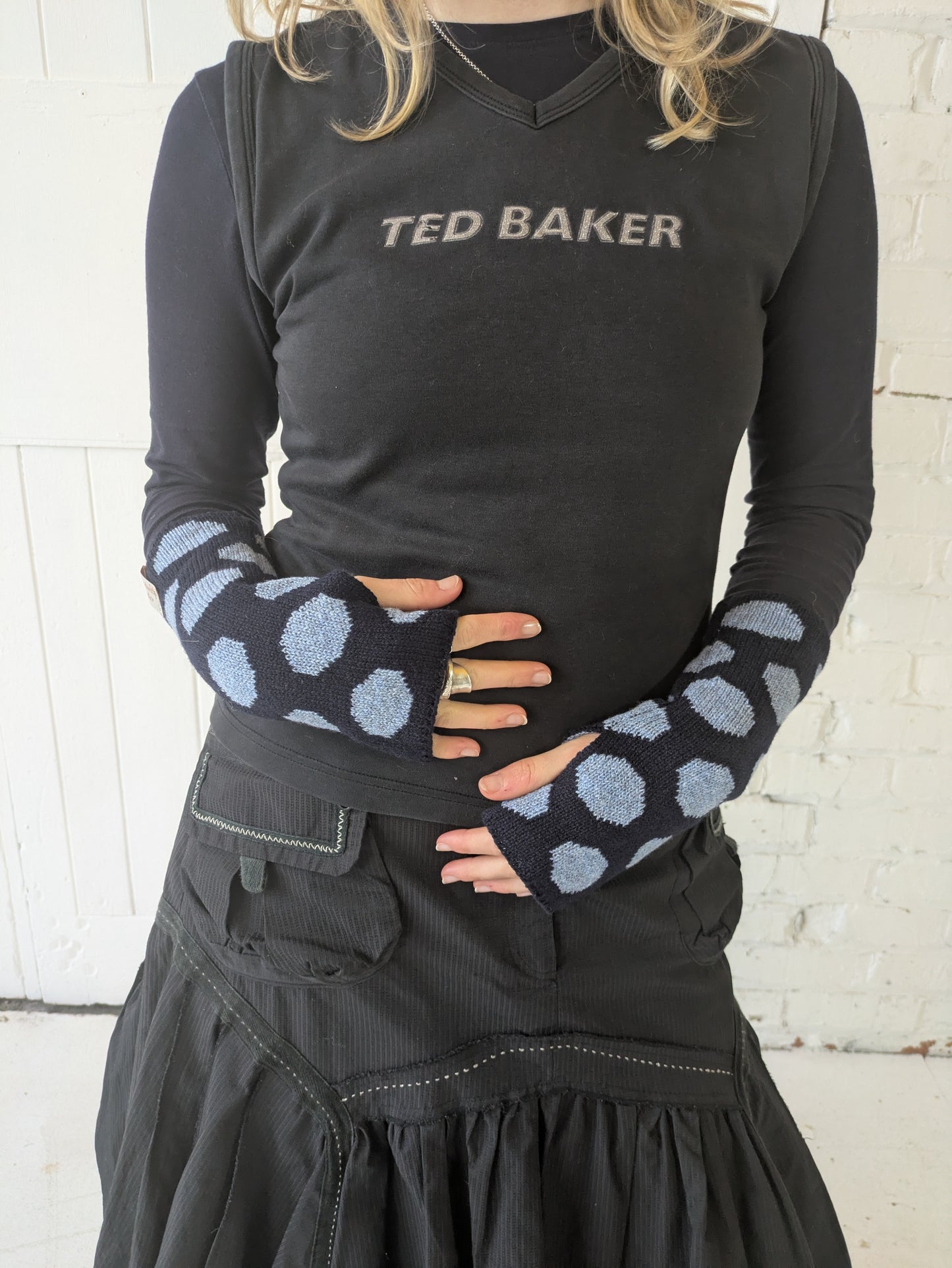 Dotty fingerless gloves